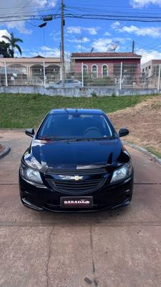 CHEVROLET ONIX 1.0 MPFI JOY 8V FLEX 4P MANUAL CHEVROLET ONIX 1.0 MPFI JOY 8V FLEX 4P MANUAL